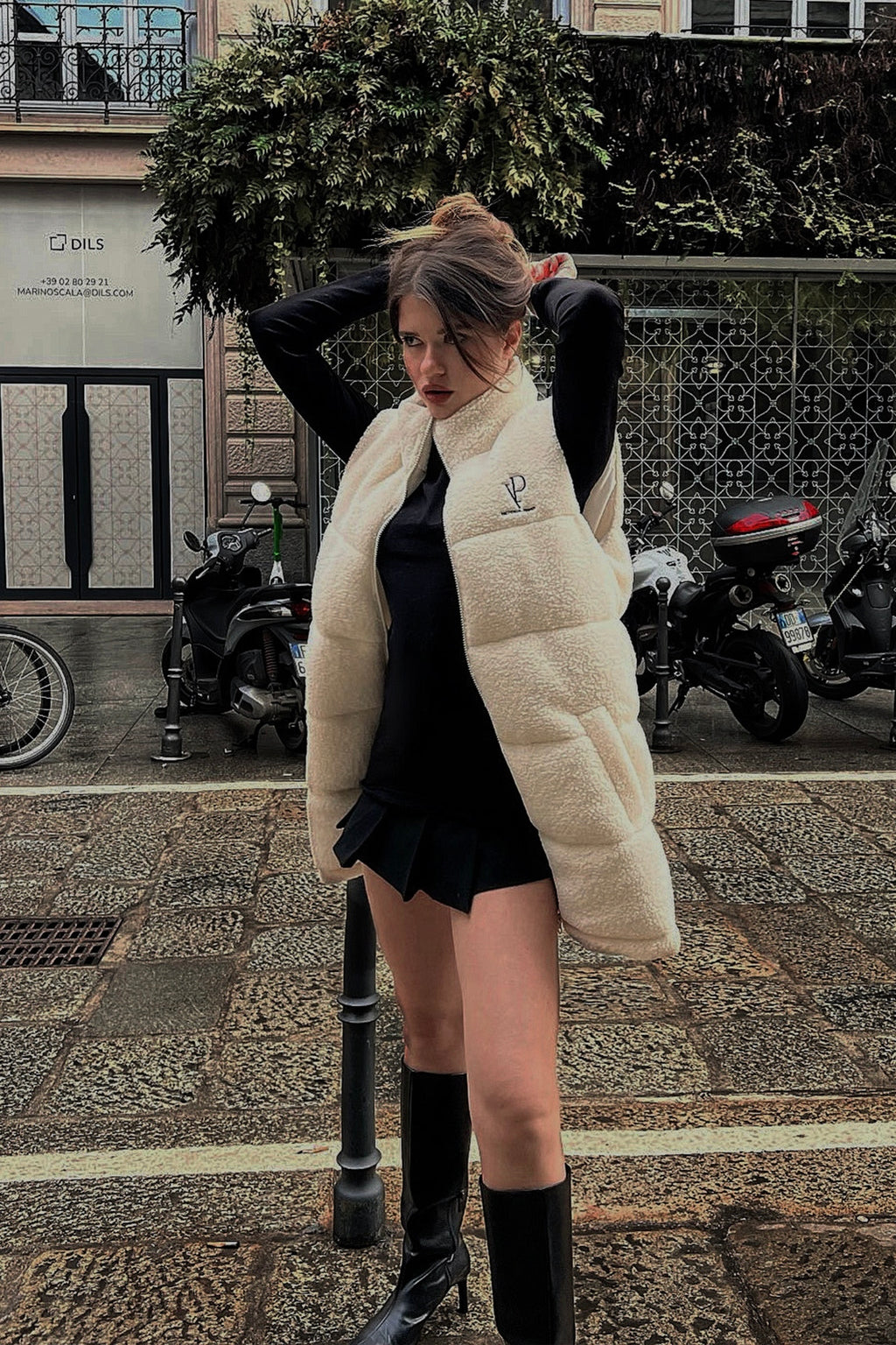 TEDDY VEST - oversized