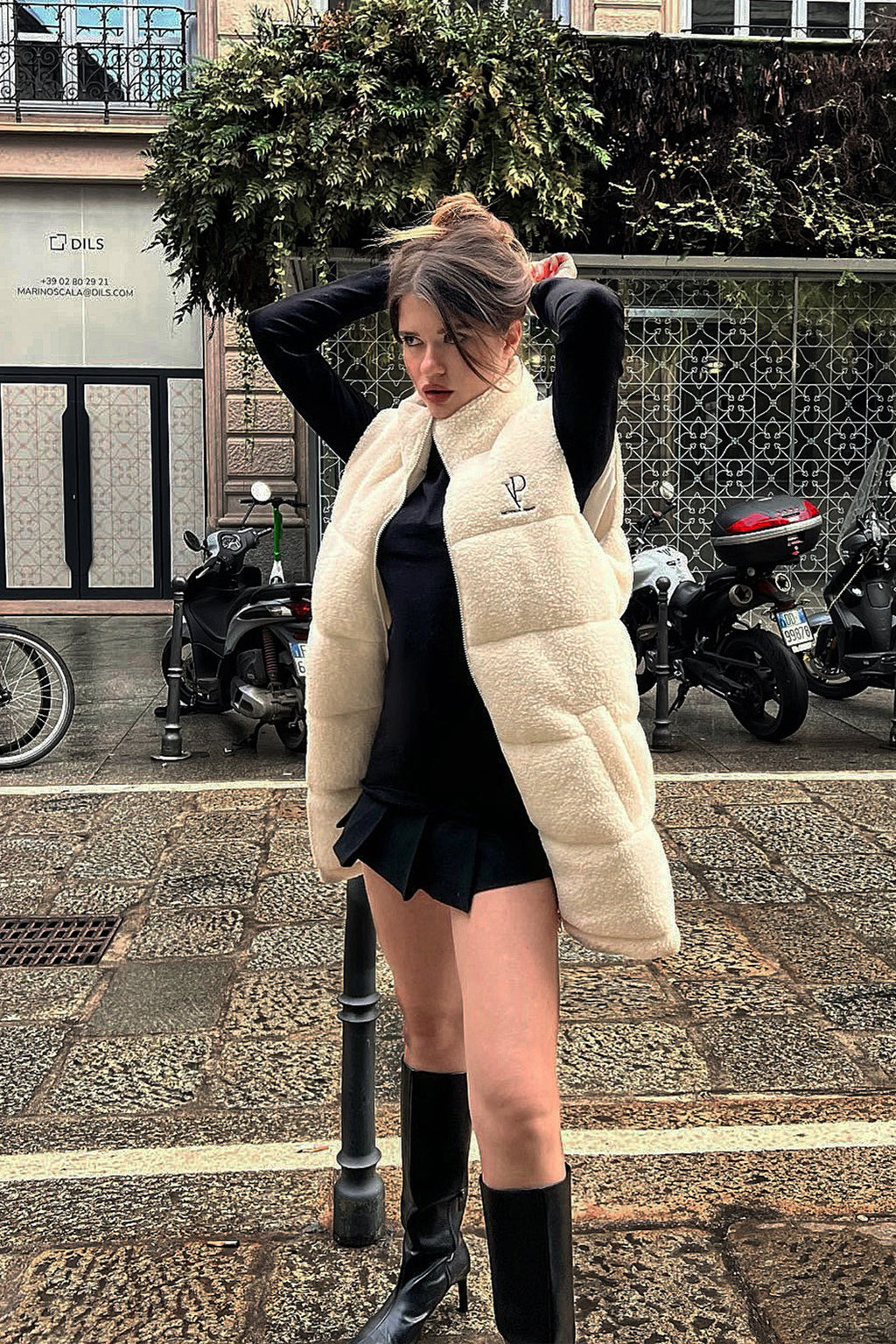 TEDDY VEST - OVERSIZED