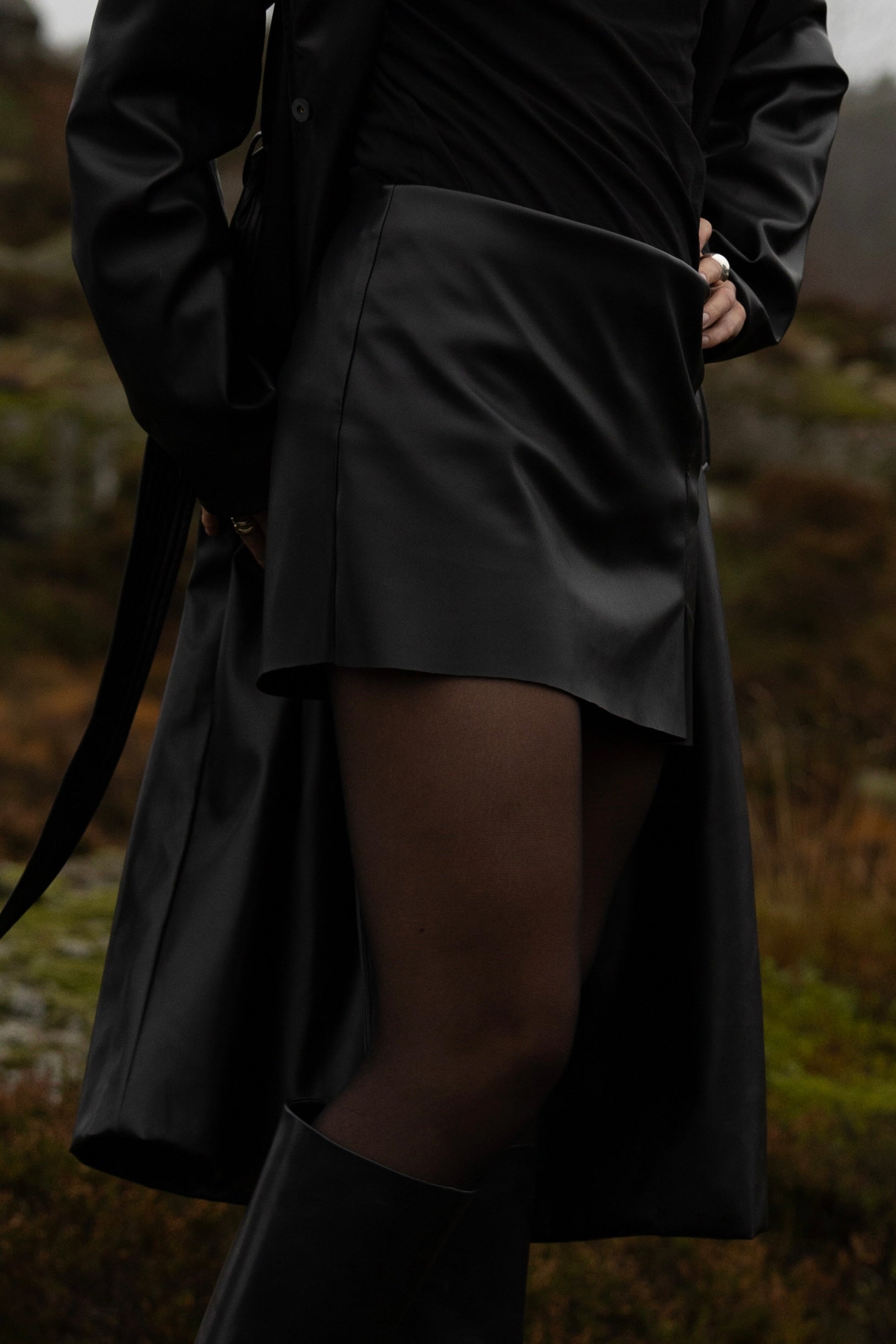 FAUX LEATHER SKORT