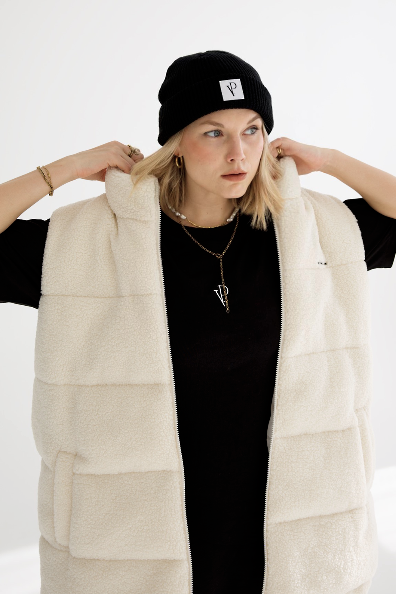 TEDDY VEST - OVERSIZED